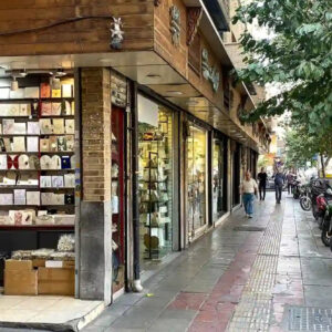 قیمت کارت عروسی چطور محاسبه می‌شود؟ راهنمای کامل قبل از سفارش